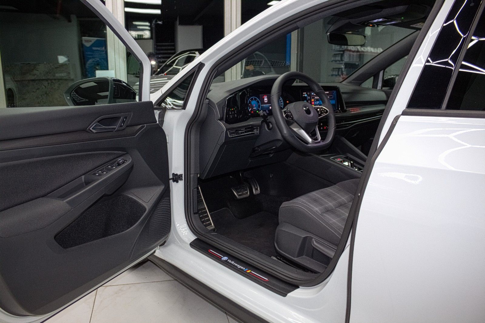 VW GOLF 8 GTD — foto 20