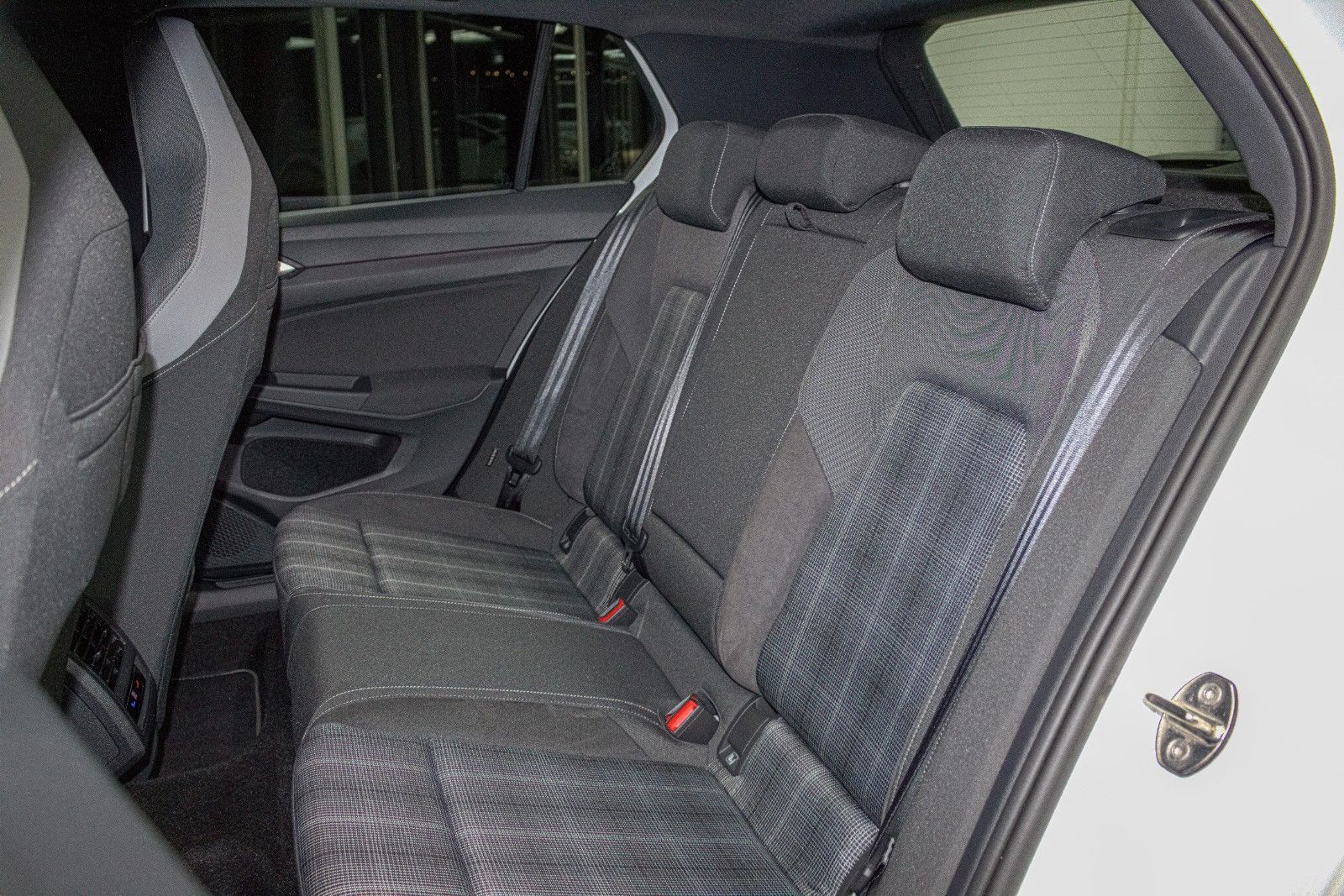 VW GOLF 8 GTD — foto 29