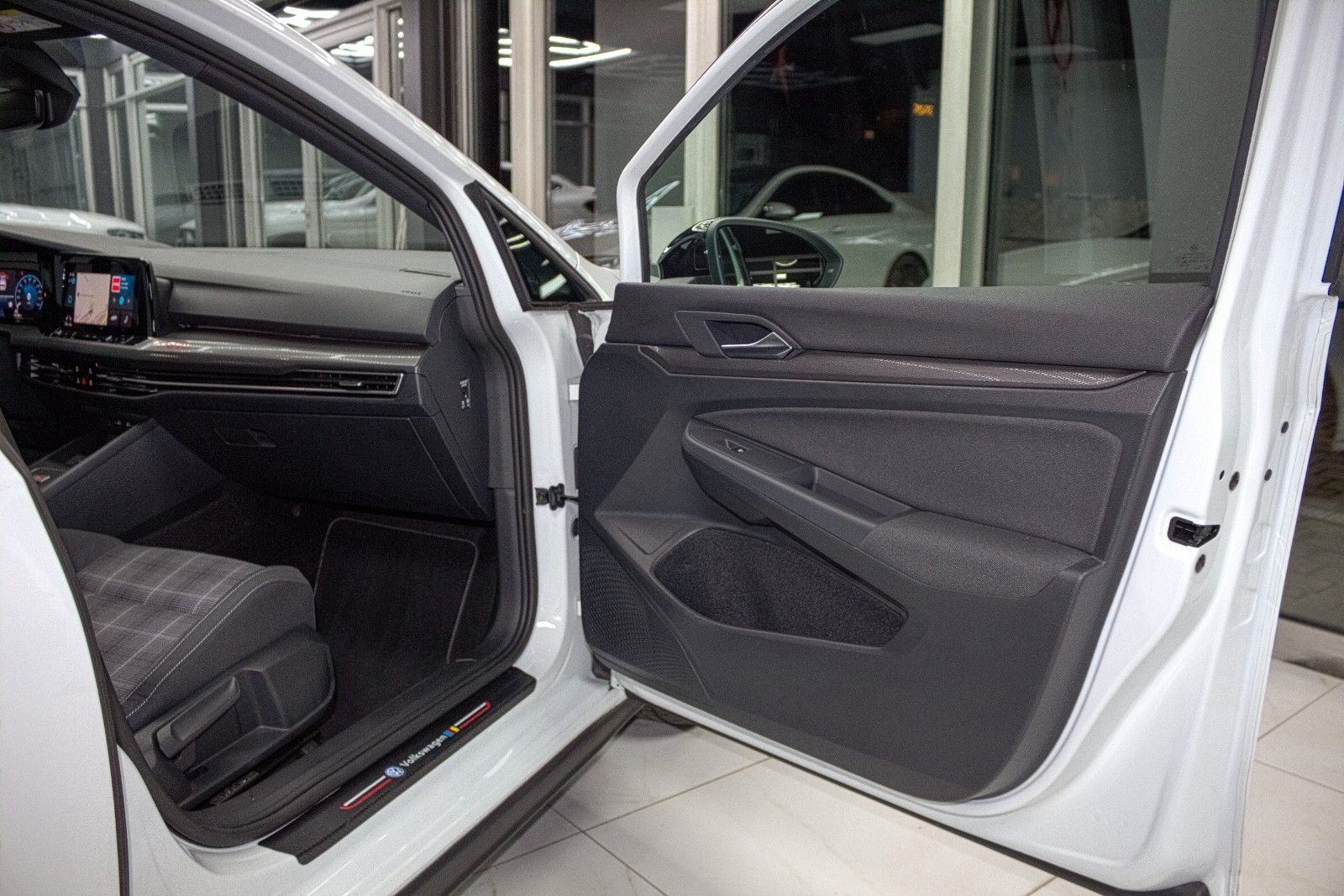 VW GOLF 8 GTD — foto 35