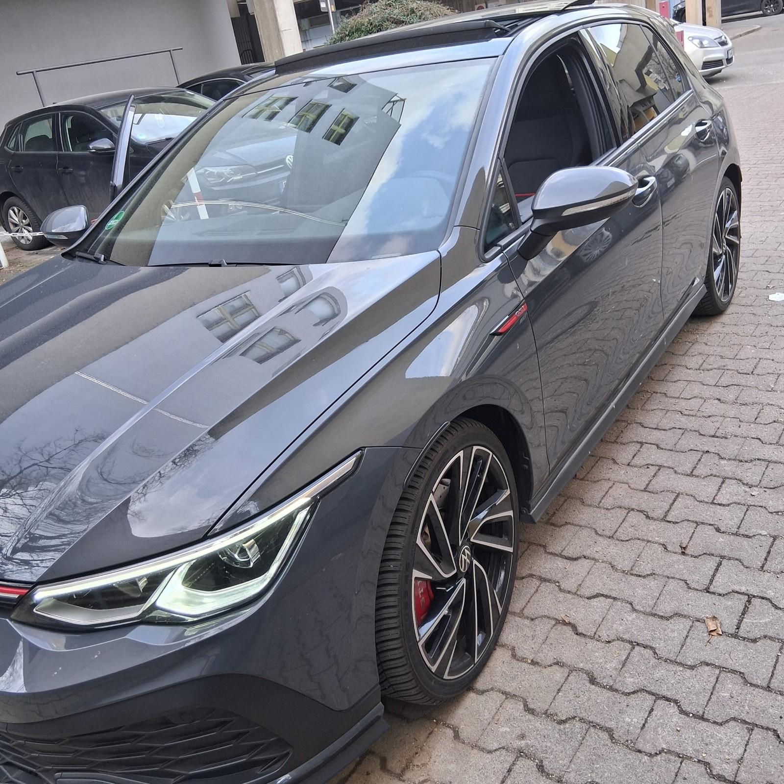 VW GOLF 8 GTI CLUBSPORT — foto 4