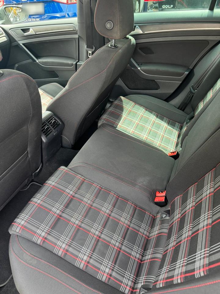 VW GOLF 7 GTI PERFORMANCE — foto 8
